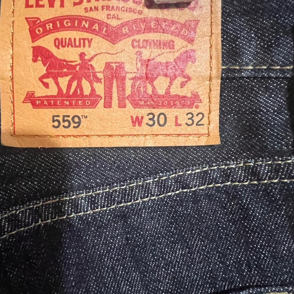Men's Levi’s 559 Dark Blue Jeans - Size 30 x 32 - Picture 8 of 13